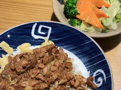 -红猪卤肉饭(大西洋美食城店)