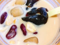 奶茶味燒仙草-八婆婆烧仙草(曾厝垵店)