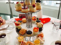 -广州塔卢特斯法国旋转餐厅