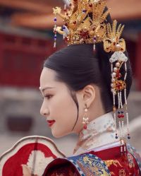 -租旗袍租礼服馆