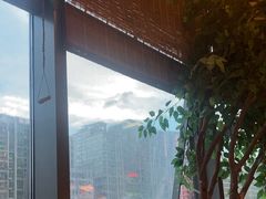 -爱碗亭·鲜炒湖南菜(壹城中心店)