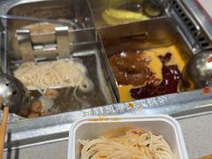 -海底捞火锅(高新万达店)