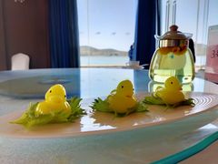 嘟嘟小黄鸭-水上明月·湖景餐厅