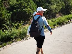 -鬼笑石后山停车场