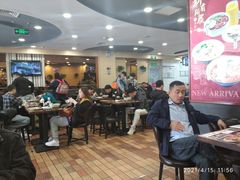 大堂-李先生牛肉面大王(北京站售票厅餐厅)