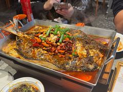-鸣记脆皮烤鱼·海鲜烤鱼(马栏店)
