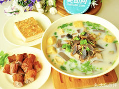 -老鸭粉丝汤 牛肉板面