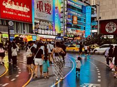 -观音桥步行街