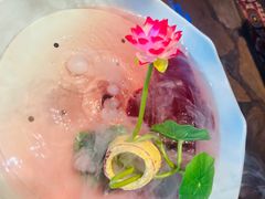 -老牌坊云南鱼豆花火锅(爱建店)