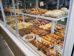 -焙丽拾光(麦凯乐直营店)