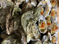 -蚝哥花姐湛江烤生蚝(美丽湾市场店)