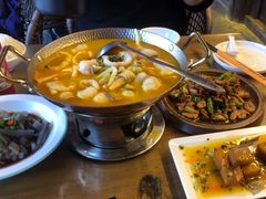 -隔壁老王·家常云南菜(花巷店)