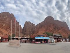 -天山神秘大峡谷