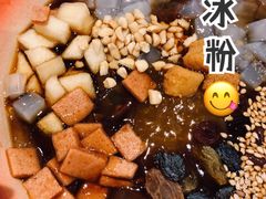 -爆炸头阿姨小四川正宗川味小吃(无任何分店)