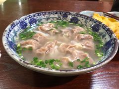 -老新隆牛肉锅贴(新街口店)