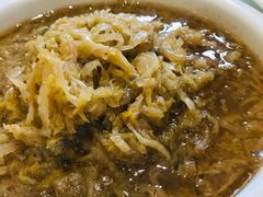 骨头炖酸菜-四海宴骨头王(恒基乐园店)