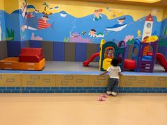 -戊辰亲子游泳俱乐部