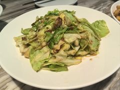 爆炒手撕包心菜-汤城小厨•粤菜•靓汤(西直门凯德MALL店)