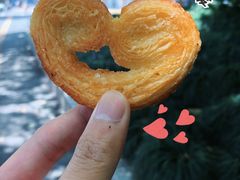 纯奶中蝴蝶酥-上海哈尔滨食品厂(淮海中路店)