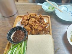 -泉畔人家·老济南经典鲁菜(大明湖店)