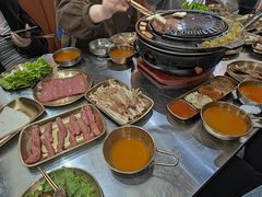 -胡悦里韩式烤肉(芝罘万达广场店)