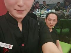 android_upload_pic-闫府私房菜(经四路万达店)