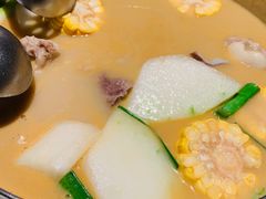 -肥仔文澳门猪骨煲(南京西路店)