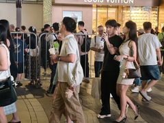 -杭州湖滨银泰in77