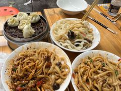 -王菊美食街·王菊面馆(总店)