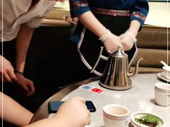 -野山舂·贵州现舂酸汤牛肉(民生路店)