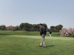 -银涛高尔夫练习场(徐泾店)