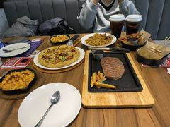 -必胜客(松雷店)