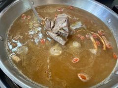 -郑猛记石岐鸽主题餐厅(长江店)