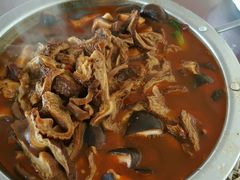 -溢心园香河肉饼总店