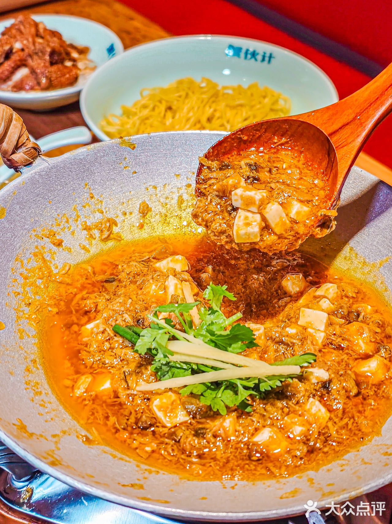 这碗蟹黄全宴我真的可以吃上一大碗 