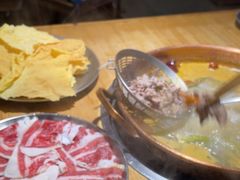 -洱火云南酸菜牛肉火锅(石景山当代商城店)