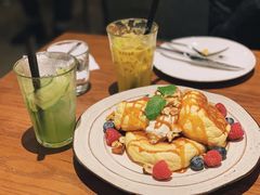 榛果巧克力奶油芝士舒芙蕾松饼-UPPER KITCHEN(延安路店)