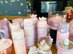 零售区-星巴克(昆明金鹰天地店)