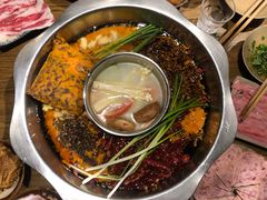 -周幺妹重庆老火锅(银泰城总店)