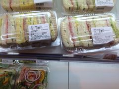 Ole'&nbsp;精品超市(万象城店)-Ole 面包房(华润万象城店)