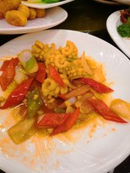 -鑫淼餐饮娱乐中心(江东街店)