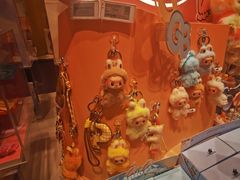 -泡泡玛特POPMART (北京超极合生汇店)