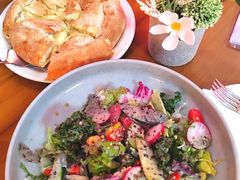 黑芝麻沙拉-黑熊披萨orso pizza