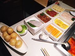 -海底捞火锅鲜切牛肉主题店(长寿路店)