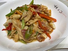 火腿炒农家豆腐皮-辣公子·千岛湖私房菜(滨江店)