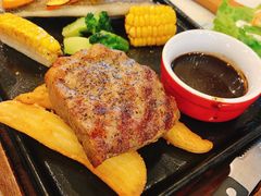 -必胜客(WOW象山涌金广场店)