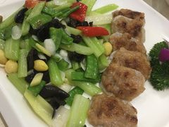 -旭璟酒家·传统粤菜·湘菜(逸景路店)