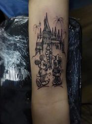 -木子·纹身店TATTOO穿孔·洗纹身