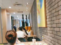 大堂-麦当劳(三亚凤凰机场店)