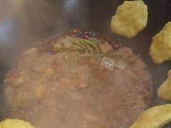 -哈尔滨烧烤·山河村铁锅炖(交大店)